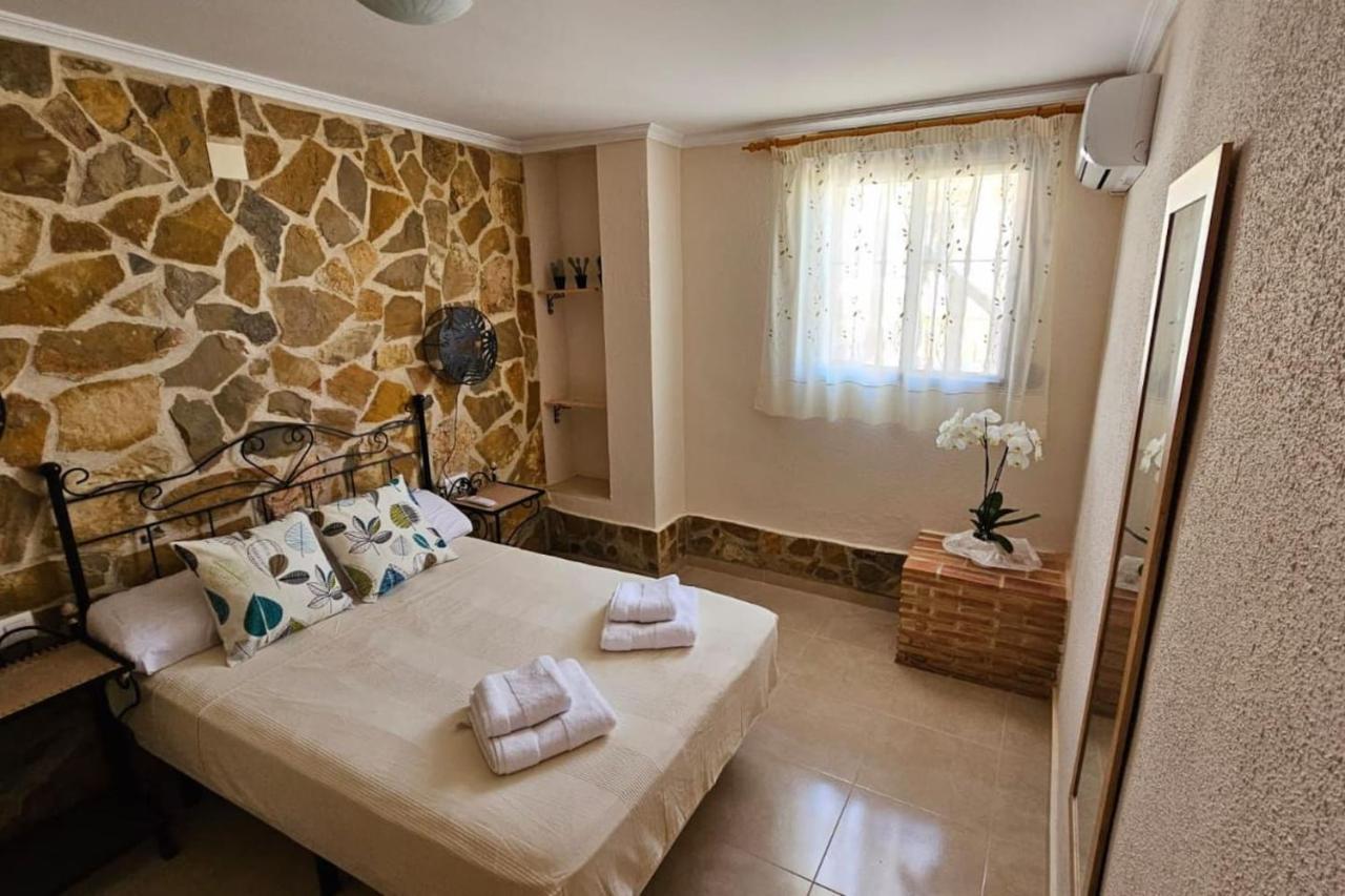 Buen Estar, Piscina, Barbacoa, Jacuzzi En Valencia Turís Exterior foto